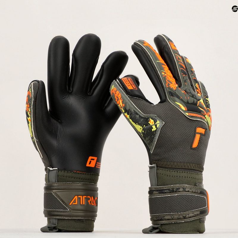 Reusch Attrakt Gold X Finger Support Junior kapuskesztyű zöld-fekete 5372050-5555 11