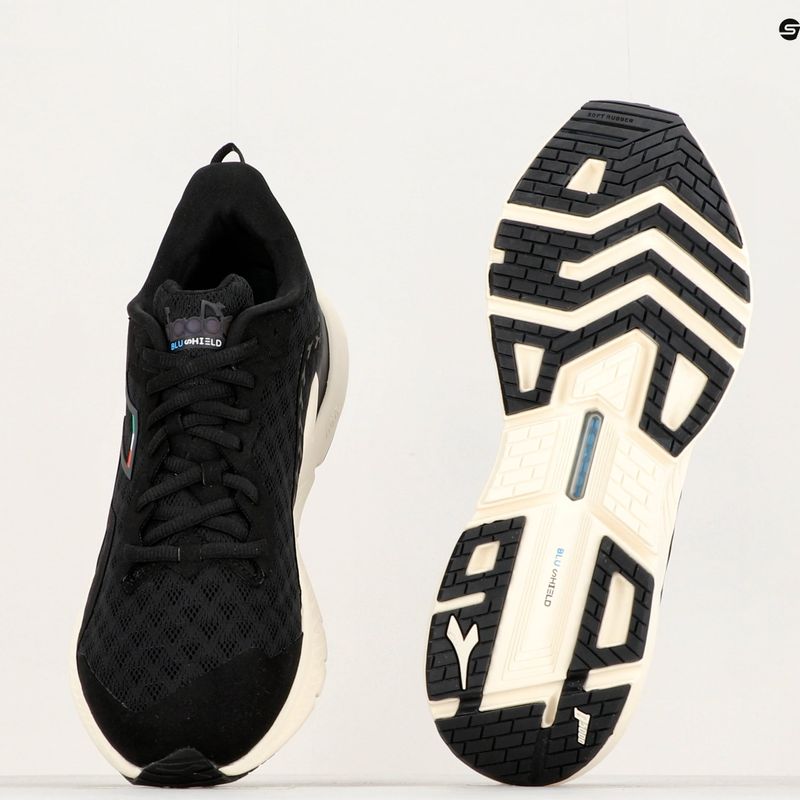 Férfi futócipő Diadora Mythos Blushield Volo Hip 3 fekete DD-101.179089-C2609 18