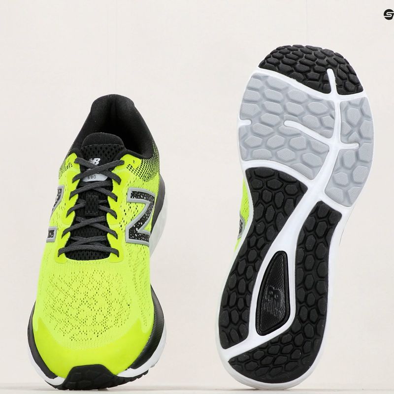 New Balance M680V7 harminc wattos férfi futócipő 18
