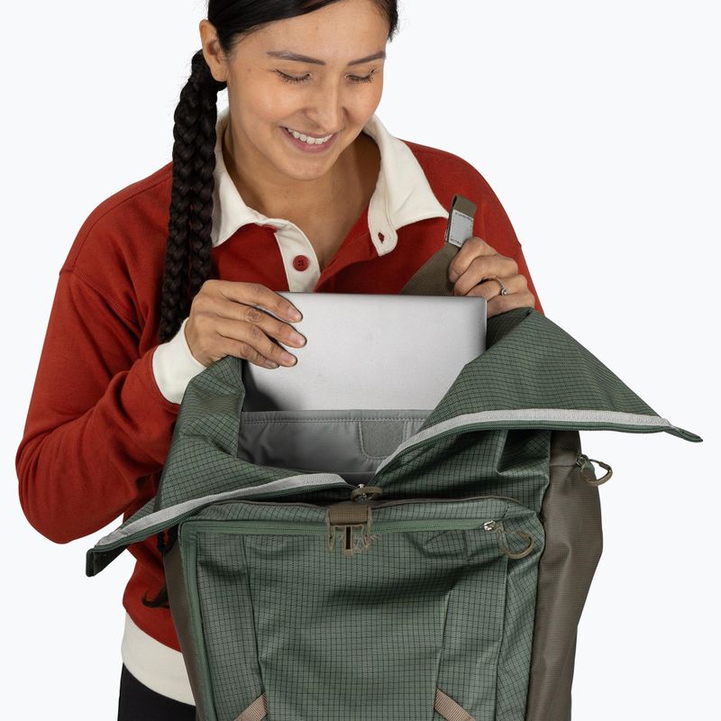 Osprey Transporter Roll Top 20 l fenyőlapos városi hátizsák 12