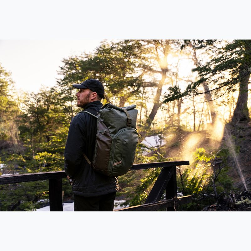 Osprey Transporter Roll Top 20 l fenyőlapos városi hátizsák 15