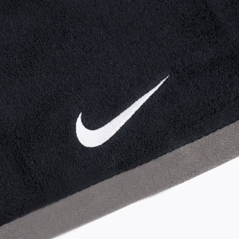 Nike Fundamental törölköző fekete NET17-010 3