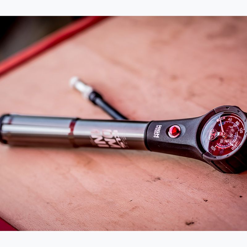 Kellys Omni 300 psi fekete/szürke kerékpárpumpa 2