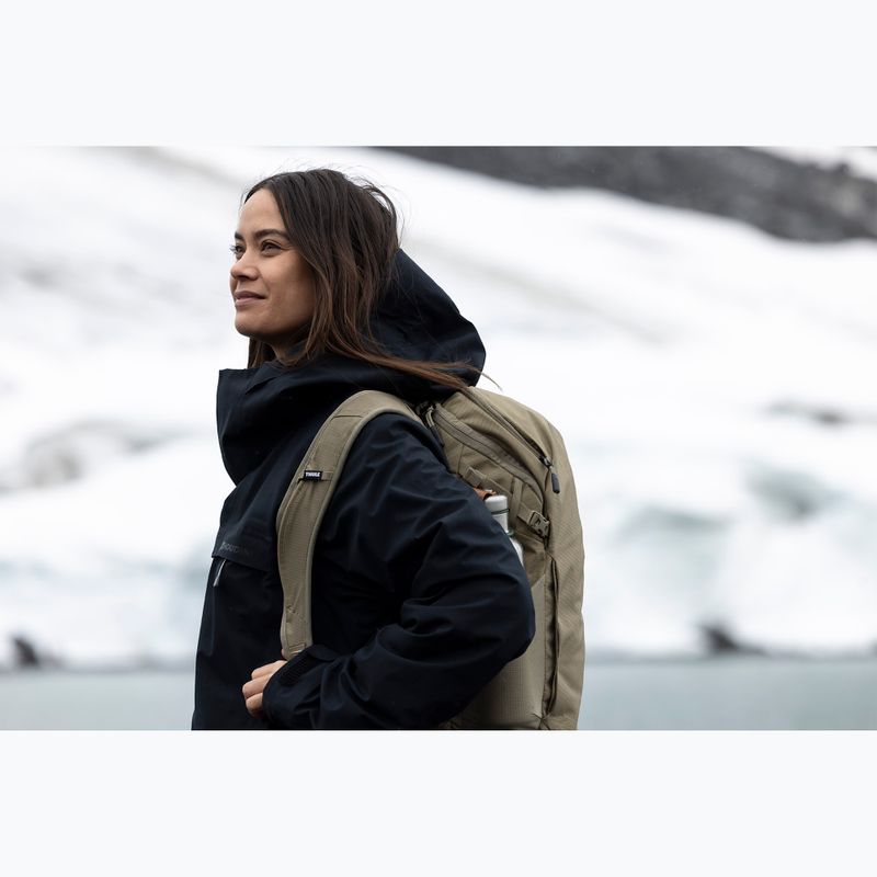 Thule AllTrail Hydration 16 l fakó khaki színű városi hátizsák 12