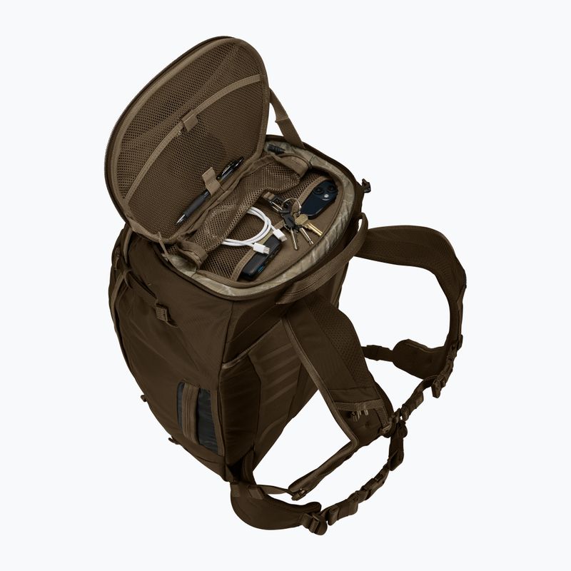 Thule Landmark 60 l túra hátizsák sötétkék színben 10