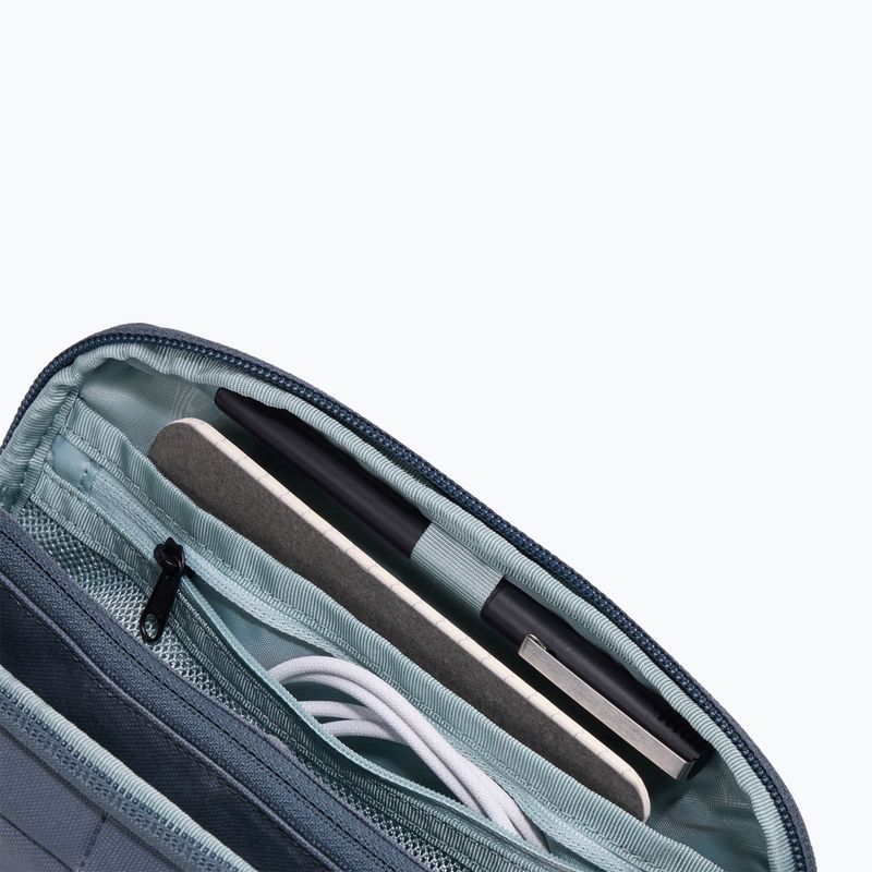 Thule Aion sötét pala szervező 8