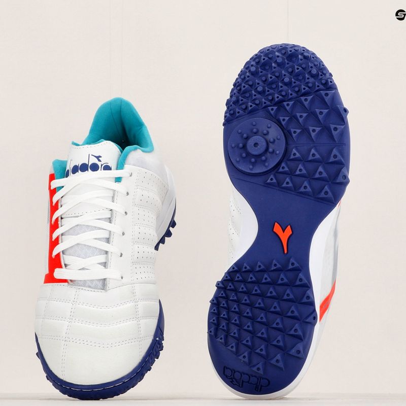 Férfi futballcipő Diadora Brasil Sala Cup TF fehér/tengerészkék 18