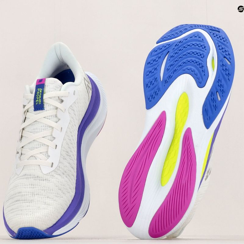 New Balance FuelCell Propel v4 fehér/multi női futócipő 15