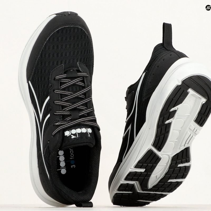 Női futócipő Diadora Snipe fekete/glacier szürke 12
