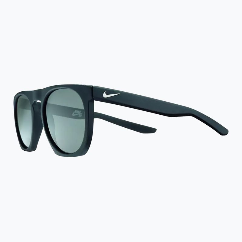 Napszemüveg Nike Flatspot P matte black/silver grey polarized lens 6