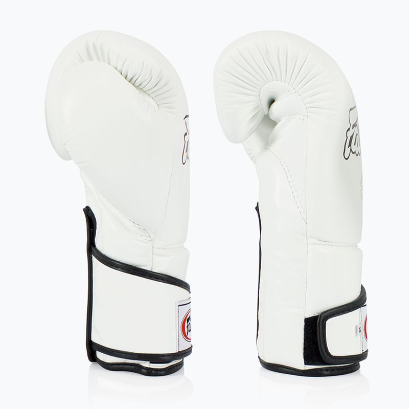 Fairtex stílusos, szögletes sparring boxkesztyű - Locked Thumb fehér 3