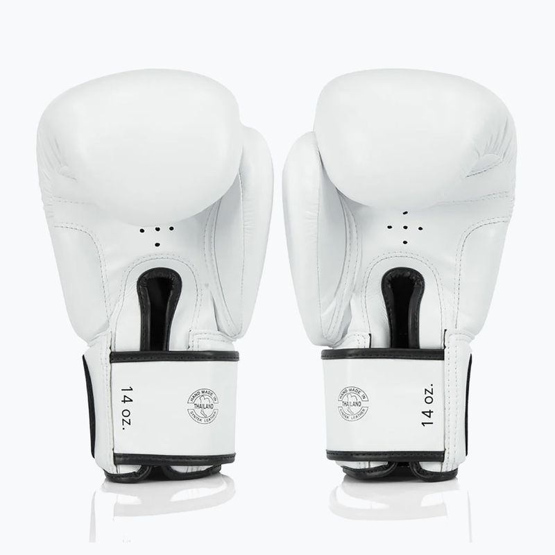 Fairtex amatőr bokszkesztyű fehér 2