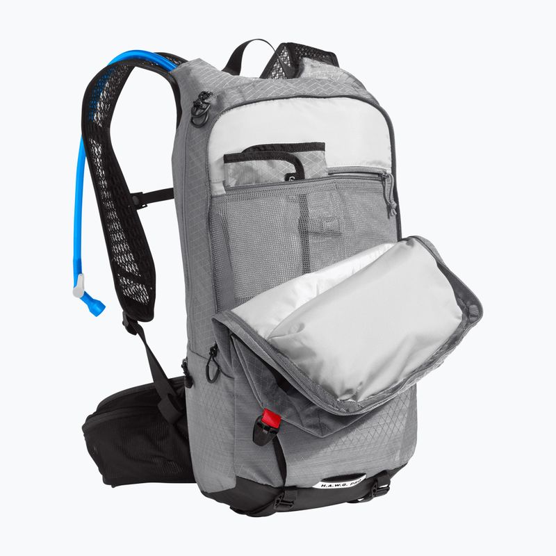 CamelBak H.A.W.G. Pro 20 l pisztolymetál/fekete kerékpáros hátizsák 5