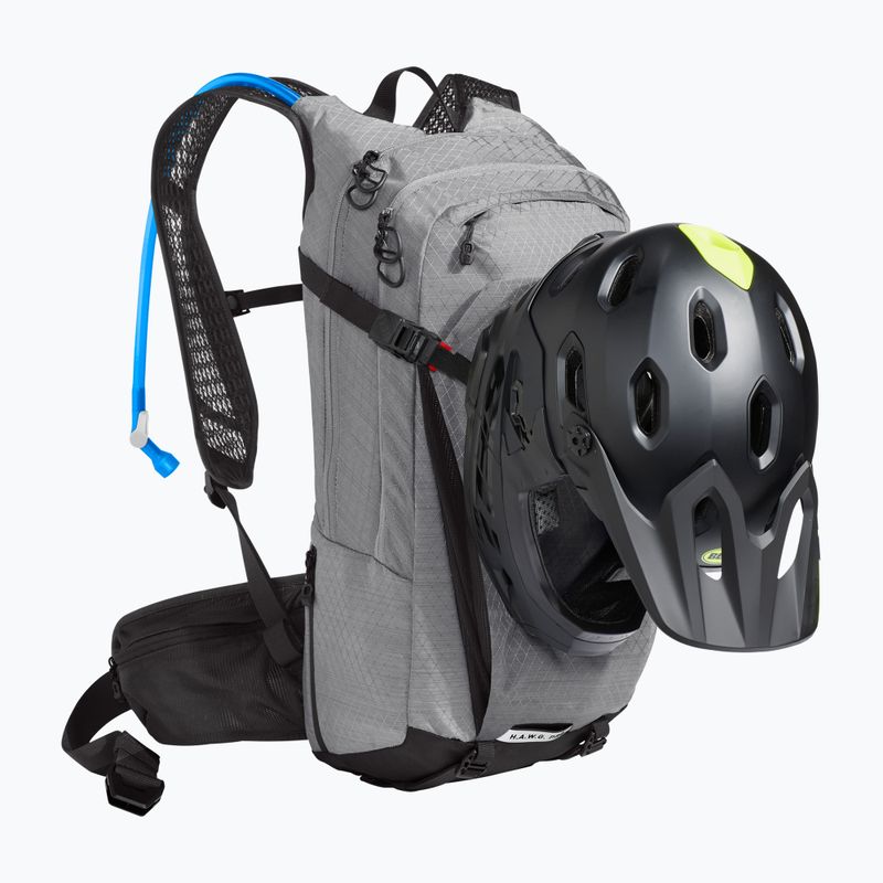 CamelBak H.A.W.G. Pro 20 l pisztolymetál/fekete kerékpáros hátizsák 11