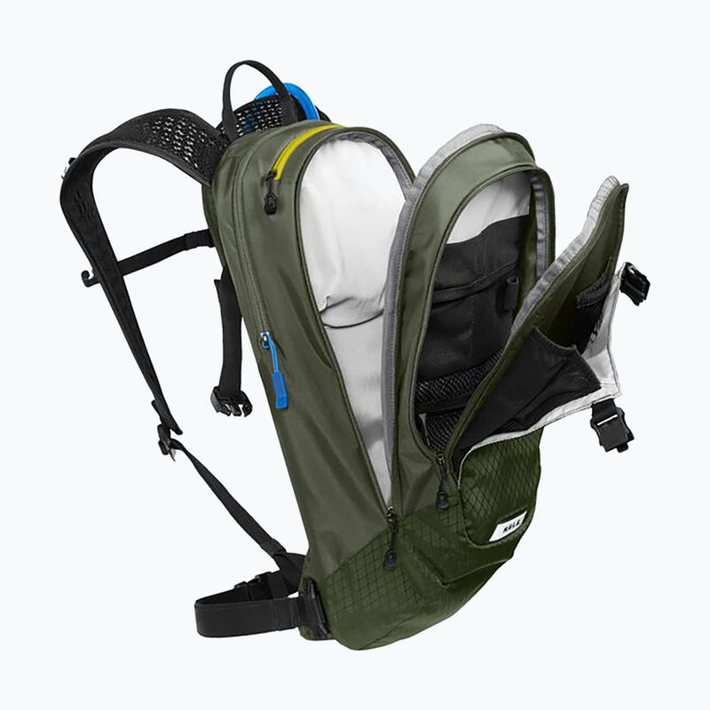 CamelBak M.U.L.E. 12 literes kerékpáros hátizsák 3 literes tartállyal poros olívazöld színben 6