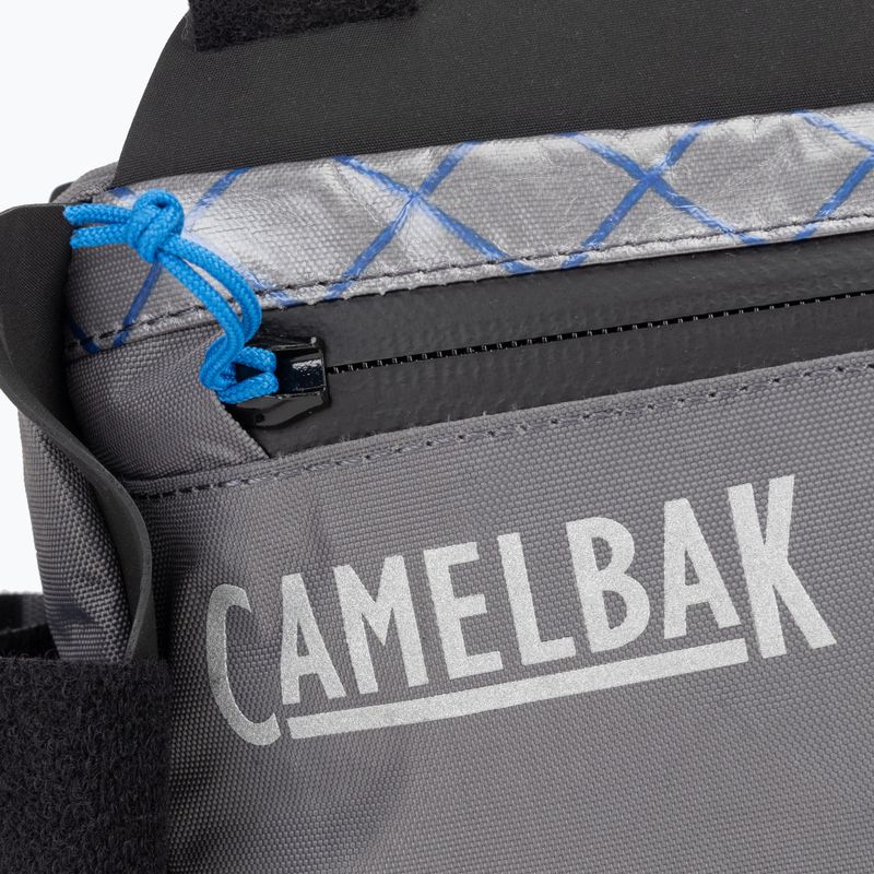 CamelBak M.U.L.E. Frame Pack kerékpártáska vázra 2 literes tartállyal farkasszürke 6