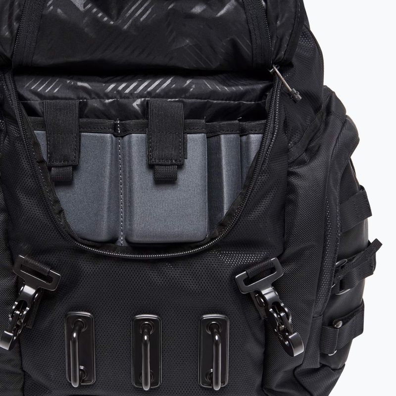 Túrahátizsák Oakley Kitchen Sink 34 l stealth black 3