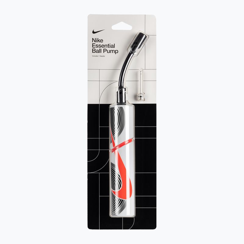 Pumpa Nike Essential Ball white/black/bright crimson