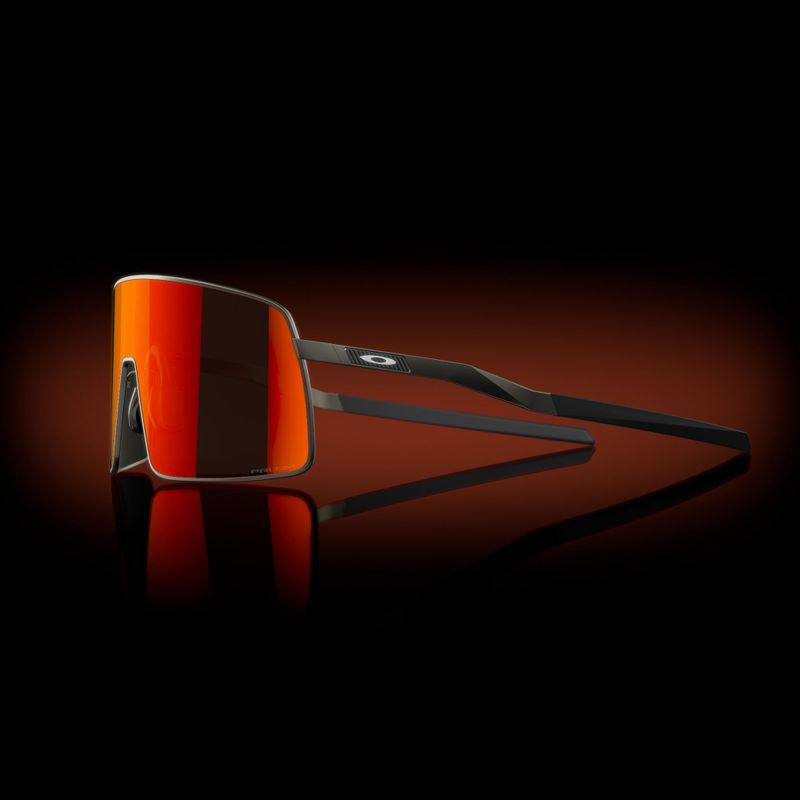 Oakley Sutro Ti szatén karbon/prizm rubin napszemüveg 12