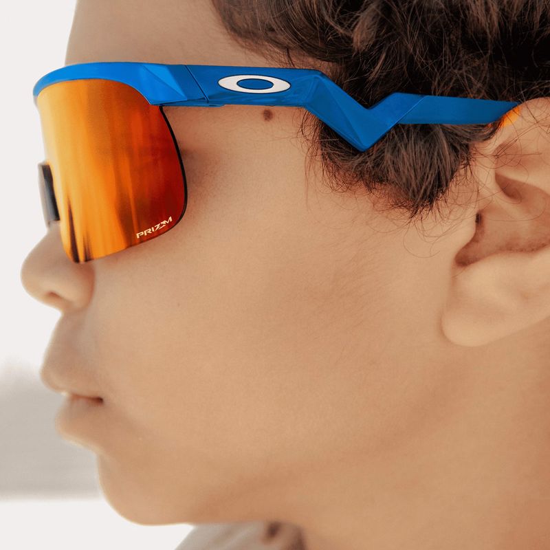 Napszemüveg dziecięce Oakley Resistor sky blue/prizm ruby 10