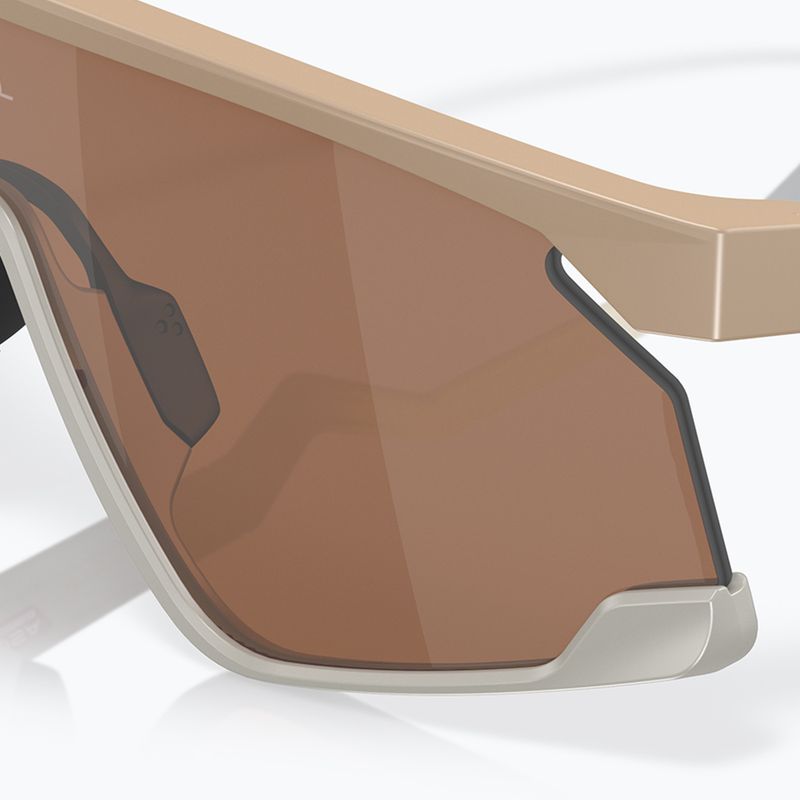 Napszemüveg Oakley Bxtr Patrick Mahomes II matte terrain tan/prizm tungsten 9
