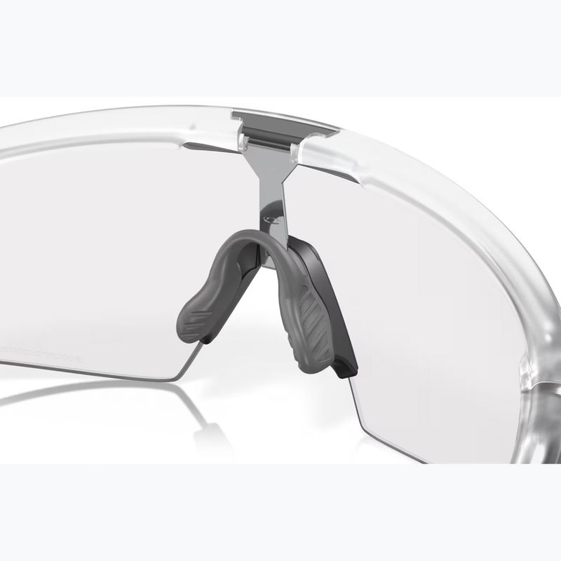 Napszemüveg Oakley Sphaera matte clear/clear photochromic 7