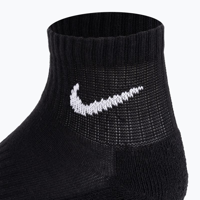 Nike Everyday Cushioned bokazokni 3 pár fekete/fehér 3