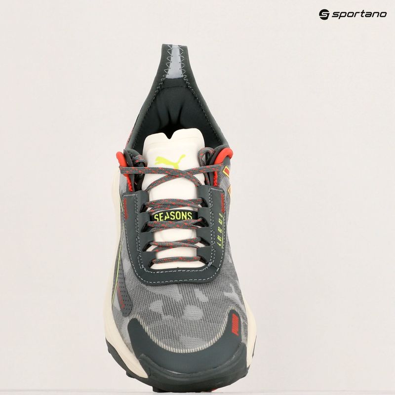 Női futócipő PUMA Voyage Nitro 3 szürke 12