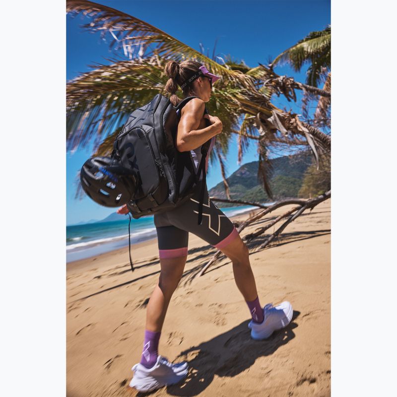 Triatlon hátizsák 2XU Transition 34 l black/aloha 16