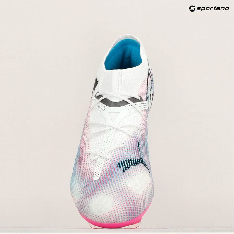 Focicipő PUMA Future 7 Ultimate Low FG/AG white/black/poison pink/bright aqua/silver mist 16