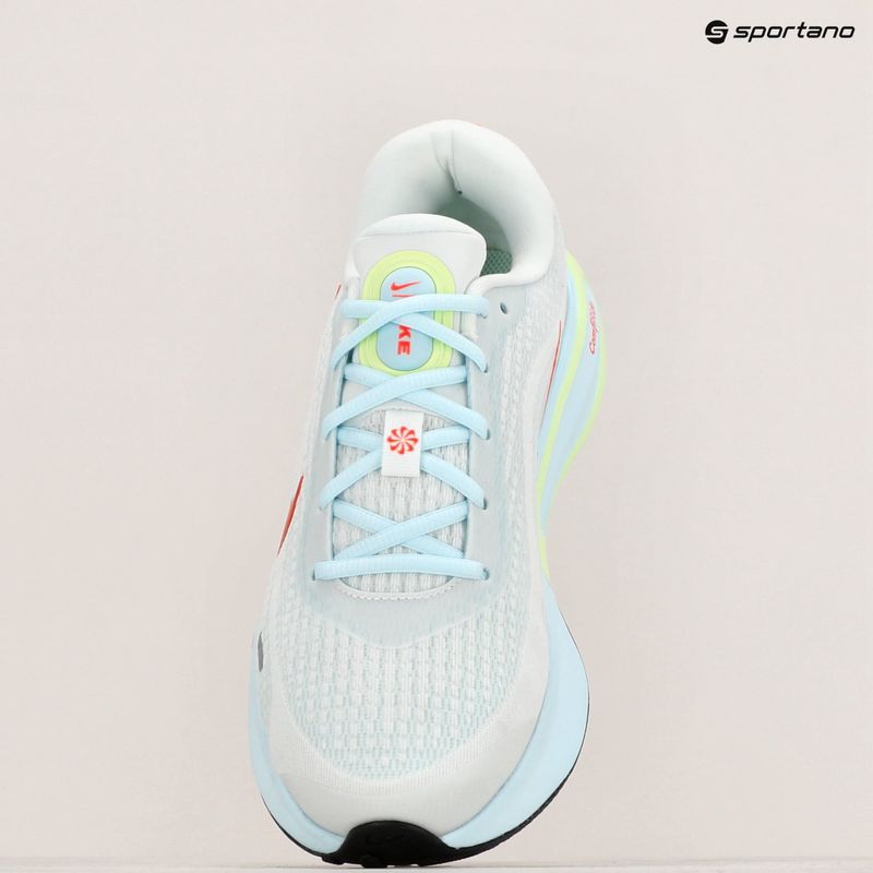 Nike Journey Run női futócipő csúcsfehér/gleccserkék/barely volt/bright crimson 9
