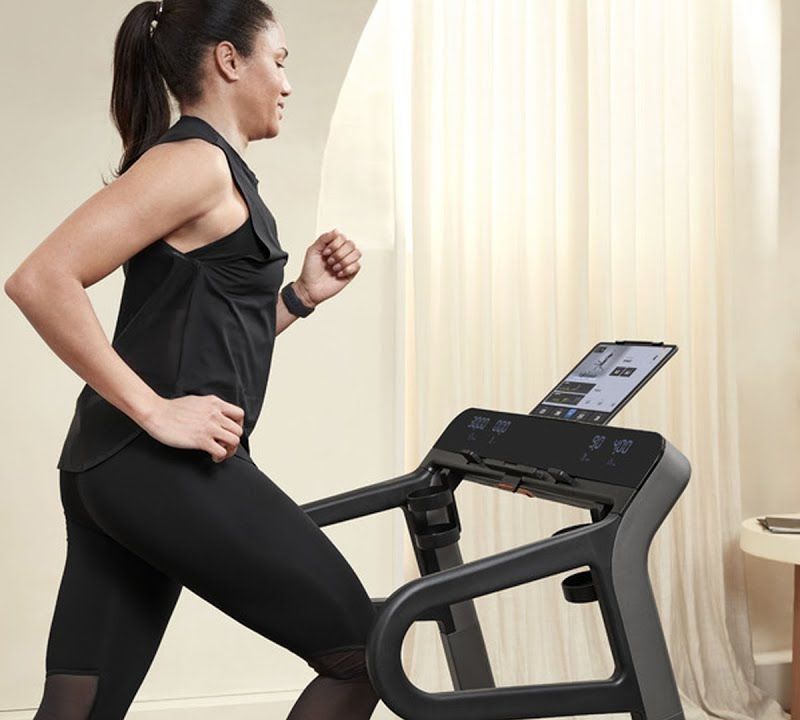 Technogym MyRun DCKA2B00FS00DN2S elektromos futópad 13