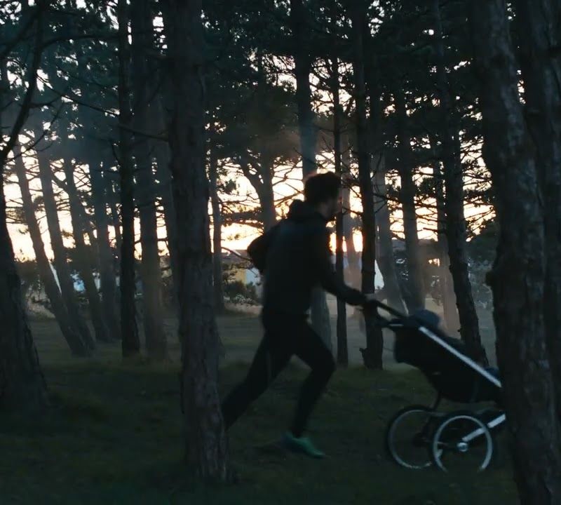 Thule gyermek kocogókocsi Glide 2 Jet fekete 10101952 15