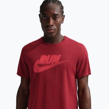 Férfi futópóló Nike Miler Dri-Fit UV team crimson/light crimson