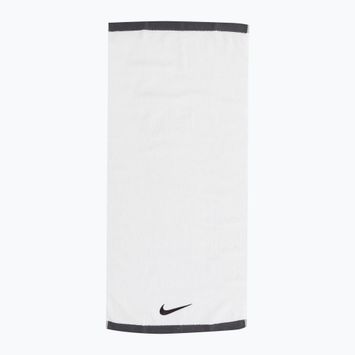 Nike Fundamental fehér/fekete törölköző