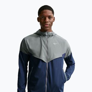 Férfi futódzseki Nike Impossibly Light Windrunner smoke grey/smoke grey/midnight navy