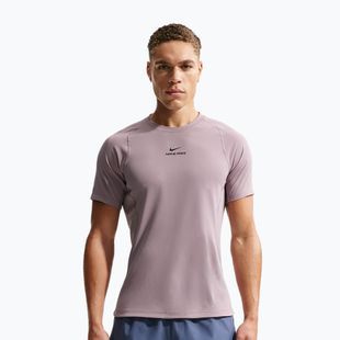 Férfi edzőpóló Nike Pro Training Dri-Fit light violet ore/black