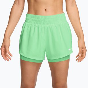 Női edző rövidnadrág Nike One cucumber calm/white