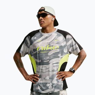 Férfi futó póló Nike Dri-FIT Printed SS smoke grey/black/light lemon twist