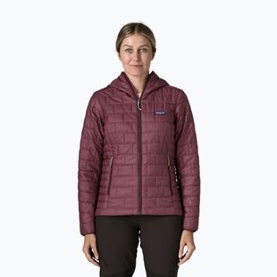 Női bélelt kabát Patagonia Nano Puff Hoody berry fig