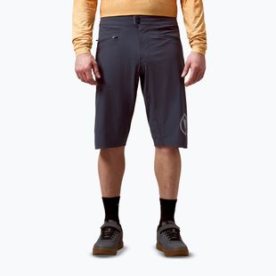 Férfi kerékpáros rövidnadrág Endura Singletrack Lite Short Std carbon grey