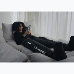 Normatec Elite Magas láb helyreállító és masszázskészülék fekete színben