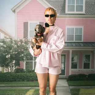 Női Kaotiko Stripes Dark People rózsaszín / fehér póló