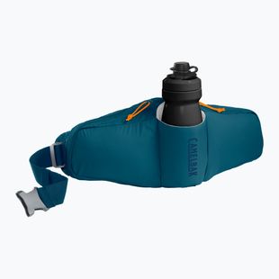 CamelBak Podium Flow 2 l-es vesetáska 620 ml-es palackkal, morokkói kék színű