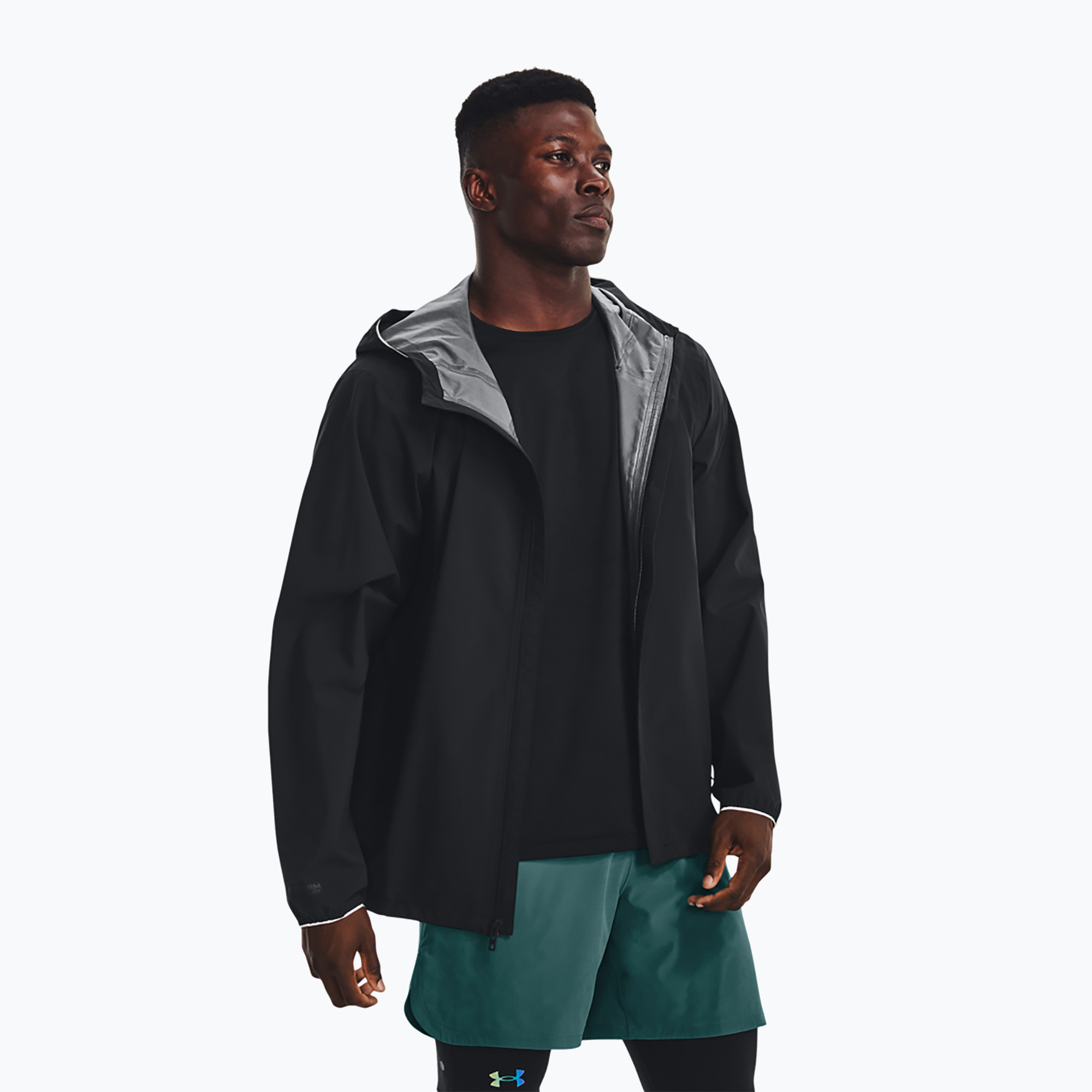 38%-kal olcsóbban.  Under Armour Cloudstrike Stretch férfi edződzseki fekete 1376066. Méret: XL