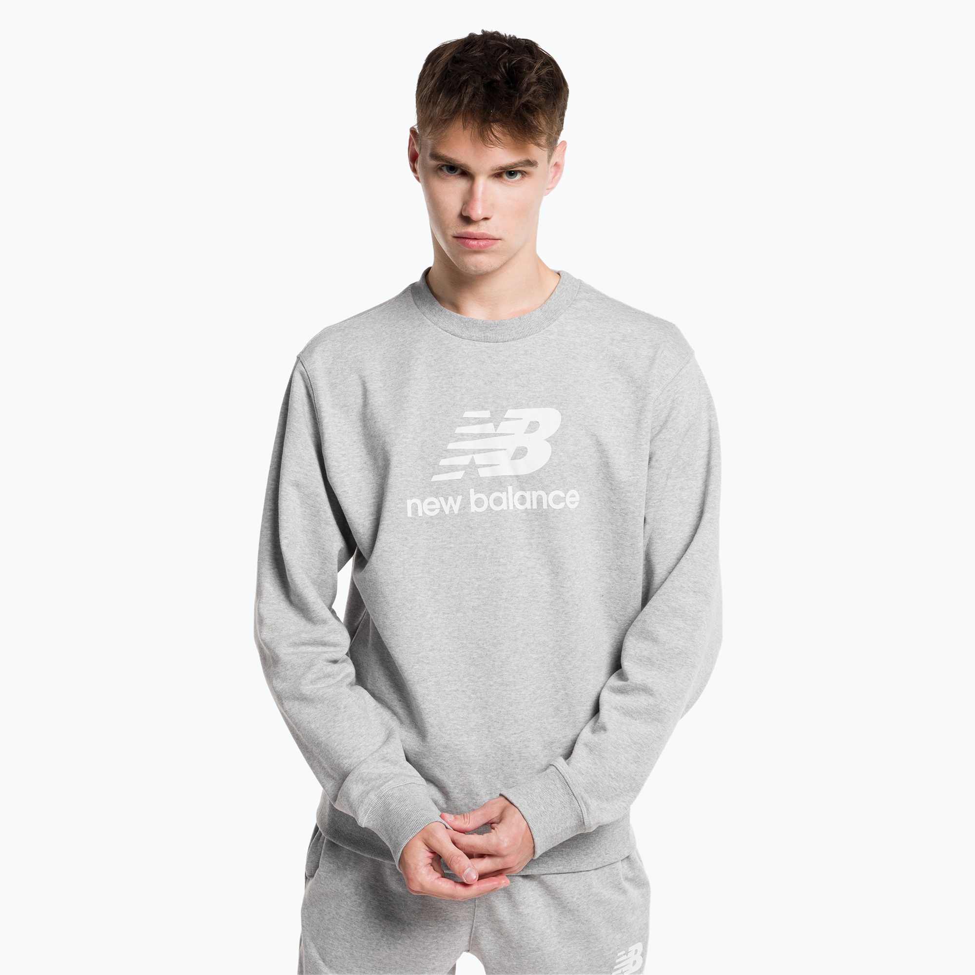 22%-kal olcsóbban.  Férfi edzőpulóver New Balance Essentials Stacked Logo French Terry Crewneck szürke NBMT31538AG. Méret: S