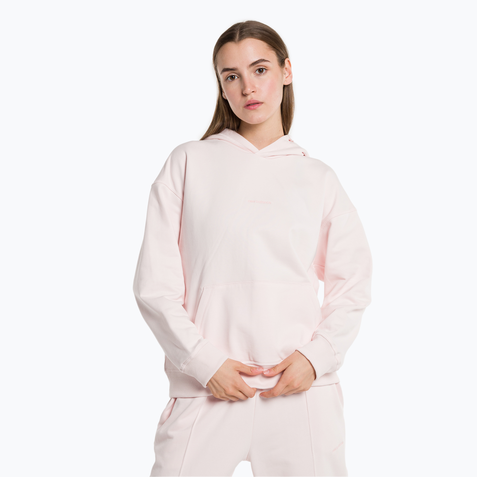 37%-kal olcsóbban.  Női edzés pulóver New Balance Athletics Nature State French Terry kapucnis pulóver bordó NBWT23554. Méret: S