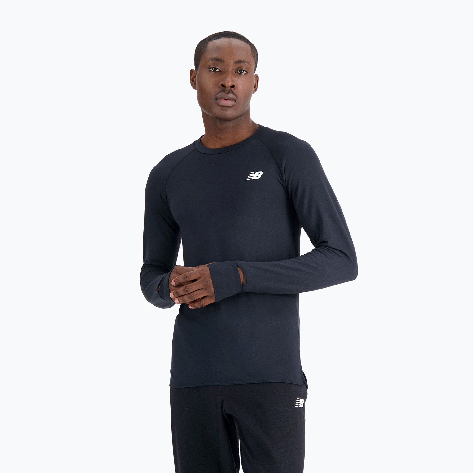 28%-kal olcsóbban.  Férfi New Balance Q Speed 1Ntro fekete futó hosszú ujjú
