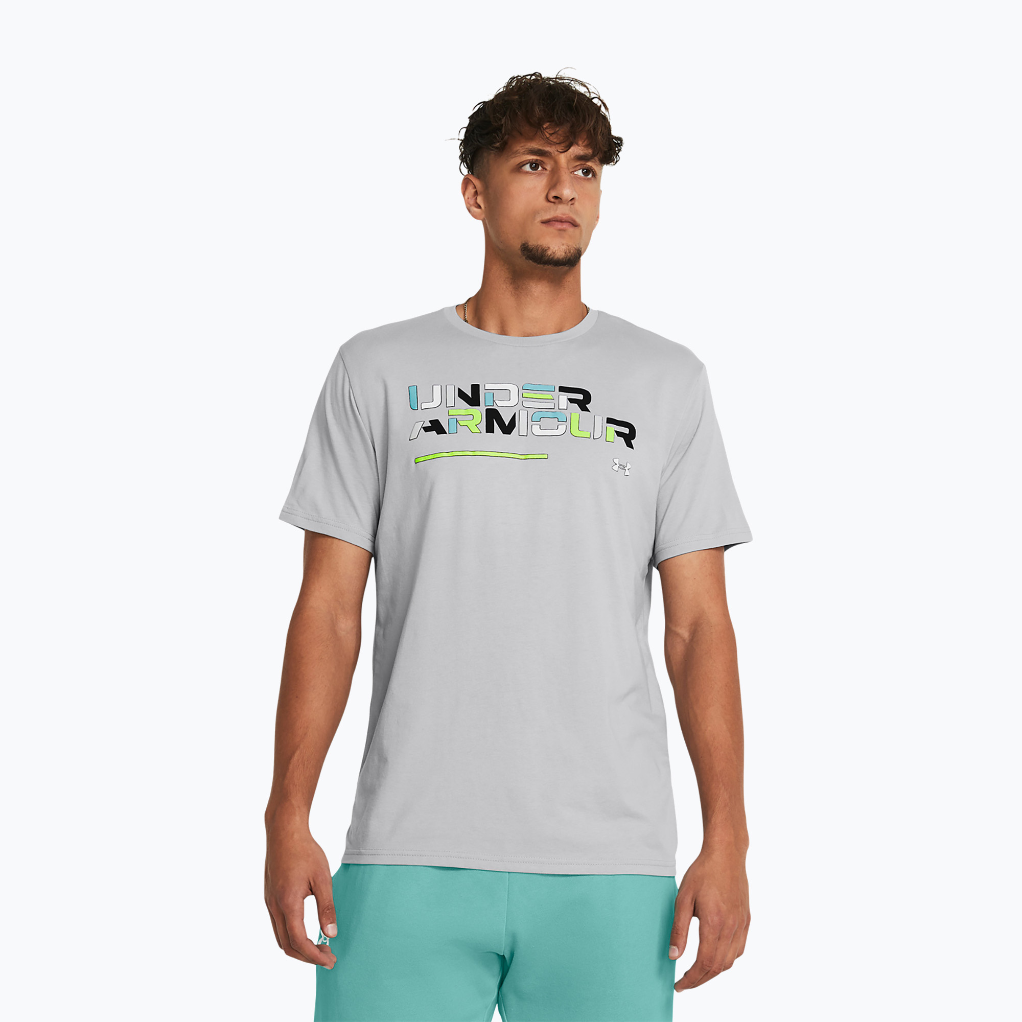 15%-kal olcsóbban.  Férfi póló Under Armour Colorblock Wordmark mod gray/black. Méret: S