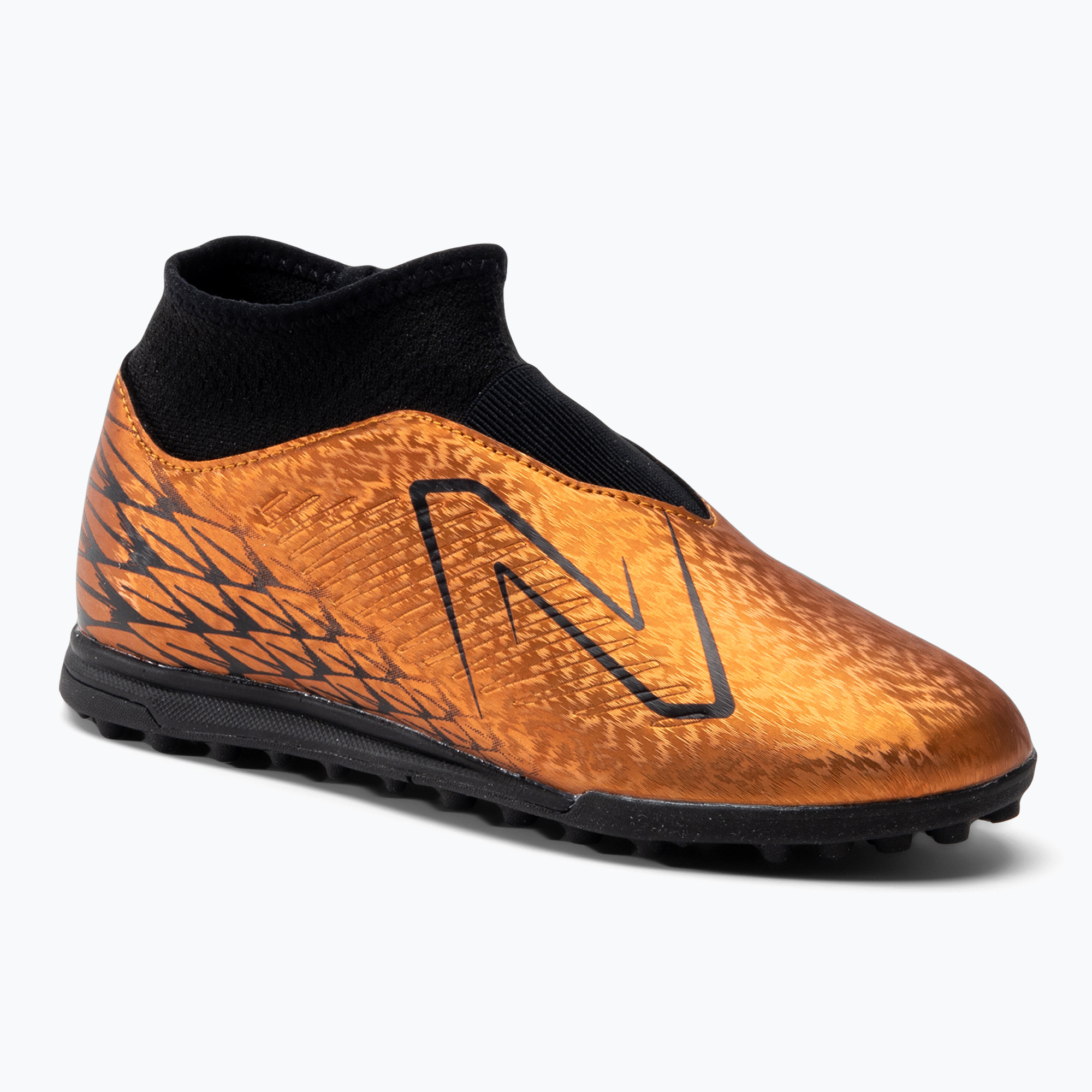 32%-kal olcsóbban.  New Balance Tekela V4 Magique TF réz gyermek focicipő. Méret: 38 EU